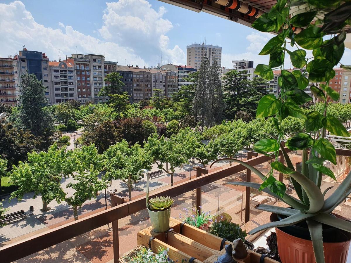 Pension Muro De La Mata Logroño Buitenkant foto