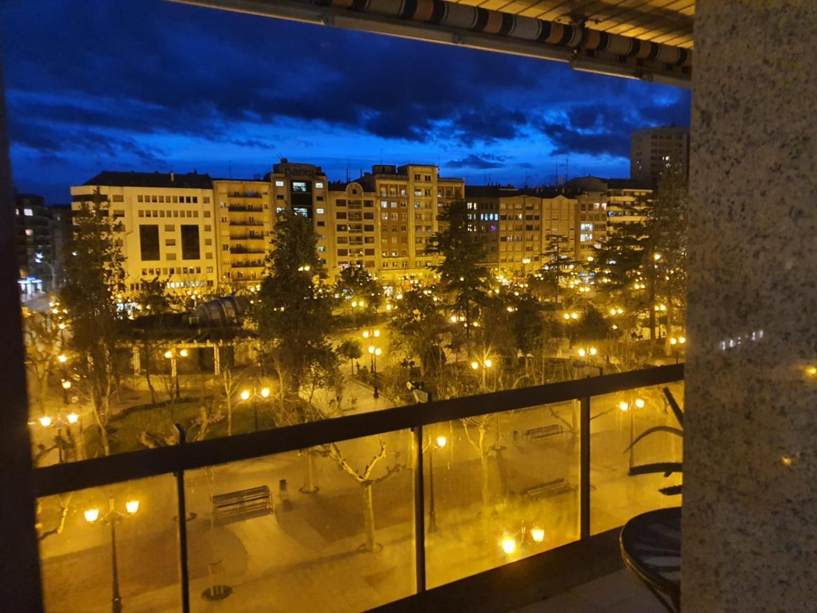 Pension Muro De La Mata Logroño Buitenkant foto