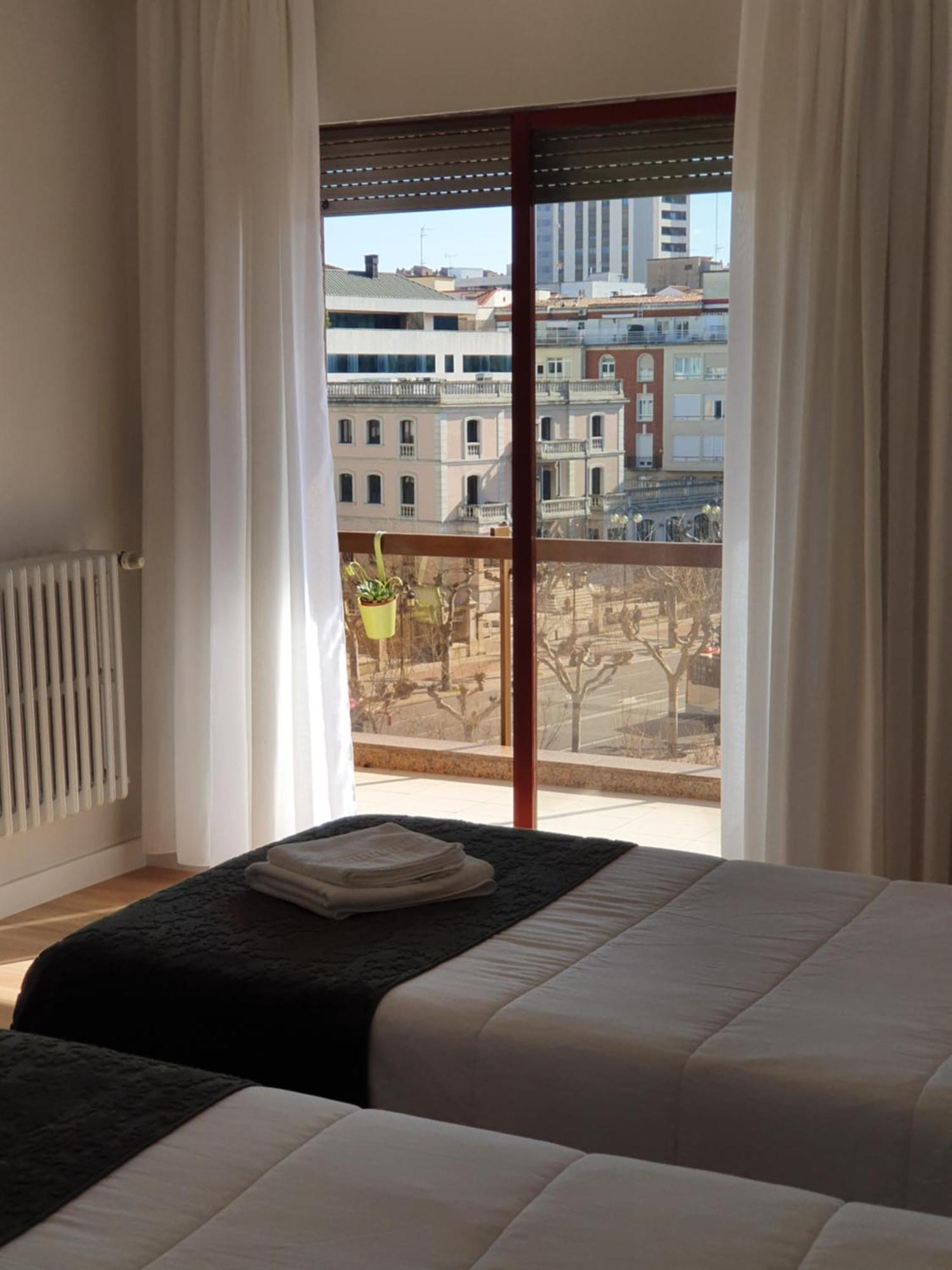Pension Muro De La Mata Logroño Kamer foto