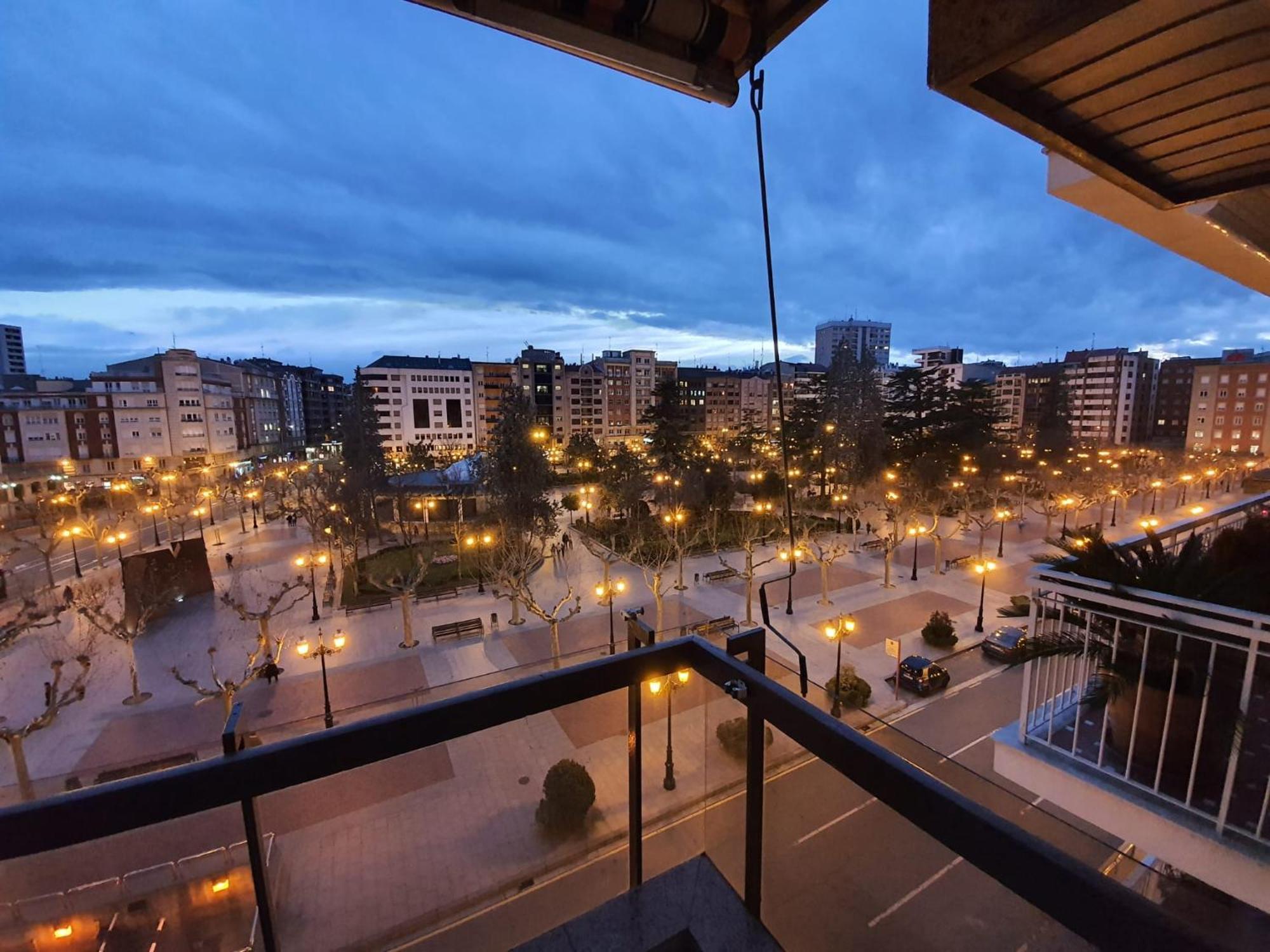 Pension Muro De La Mata Logroño Buitenkant foto
