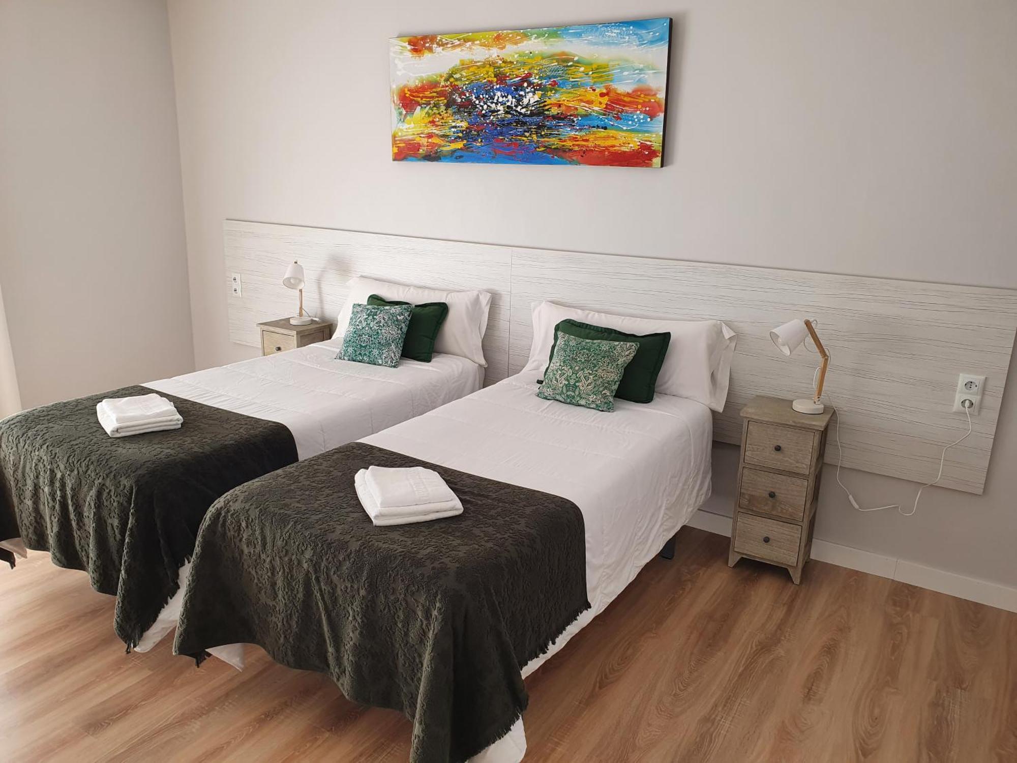 Pension Muro De La Mata Logroño Kamer foto
